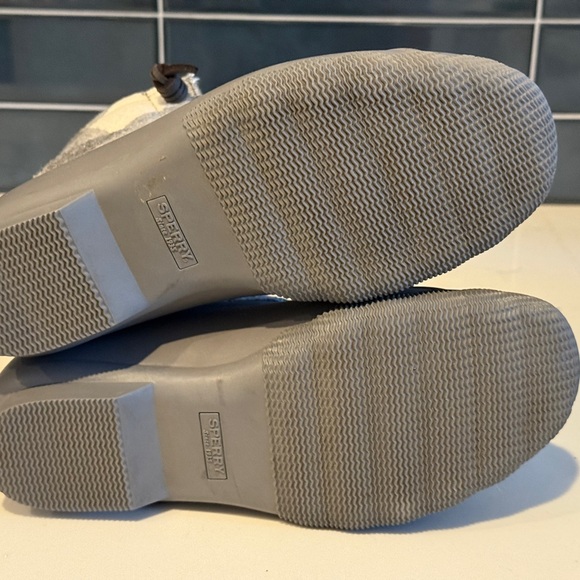 Sperry Women’s Gray and White Plaid Duck Boots size 7 - Picture 5 of 5